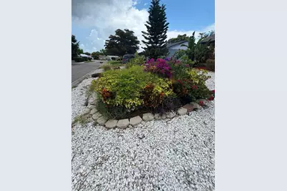 6503 34th Avenue W, Bradenton, FL 34209 - Photo 2