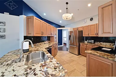 6589 Fairway Gardens Drive #202, Bradenton, FL 34203 - Photo 4