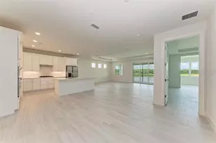 10016 Rembrandt Wy, Bradenton, FL 34201 - Photo 4
