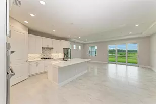 10016 Rembrandt Wy, Bradenton, FL 34212 - Photo 4