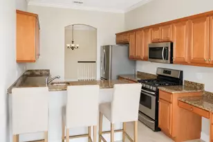 8361 Miramar Way, Lakewood Ranch, FL 34202 - Photo 6