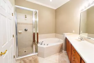 8361 Miramar Way, Lakewood Ranch, FL 34202 - Photo 10