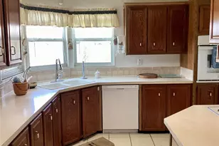 8451 Imperial Cir, Palmetto, FL 34221 - Photo 6