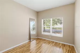 820 Parker Den Dr, Ruskin, FL 33570 - Photo 16