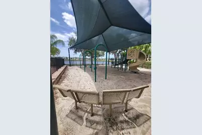 820 Parker Den Drive, Ruskin, FL 33570 - Photo 40