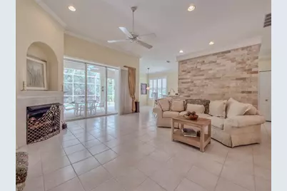 8310 Whispering Woods Court, Bradenton, FL 34202 - Photo 12