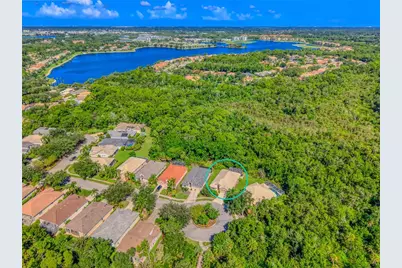 8310 Whispering Woods Court, Bradenton, FL 34202 - Photo 8