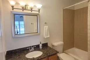 3360 S Osprey Ave, Sarasota, FL 34239 - Photo 14