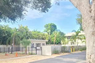 3360 S Osprey Ave, Sarasota, FL 34239 - Photo 22