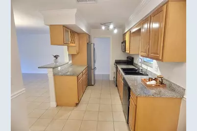 3360 S Osprey Avenue #201B, Sarasota, FL 34239 - Photo 2