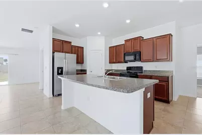 6908 Trent Creek Drive, Ruskin, FL 33573 - Photo 10