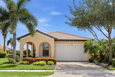 10496 Crooked Creek Drive, Venice, FL 34293 - Photo 2