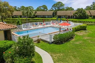 5252 Lake Village Dr, Sarasota, FL 34235 - Photo 4