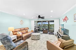 6500 Flotilla Dr, Holmes Beach, FL 34217 - Photo 8
