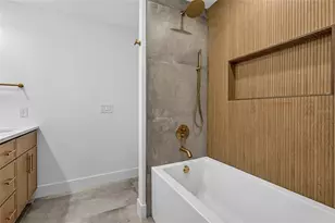 3325 Webber Woods Dr, Sarasota, FL 34240 - Photo 54