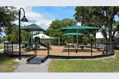 5689 Evergreen Drive #18, Sarasota, FL 34233 - Photo 38
