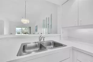 5725 Greenwood Ave, North Port, FL 34287 - Photo 10