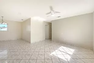 3307 Newtown Blvd, Sarasota, FL 34234 - Photo 6
