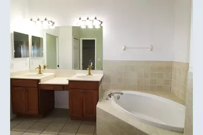 5635 Spanish Point Court, Palmetto, FL 34221 - Photo 10
