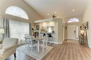 4909 Clubview Ct E, Bradenton, FL 34203 - Photo 16