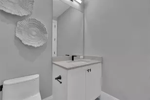 70 Avenida Veneccia, Sarasota, FL 34242 - Photo 40