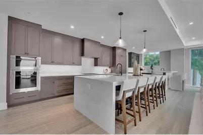 70 Avenida Veneccia #201, Sarasota, FL 34242 - Photo 12