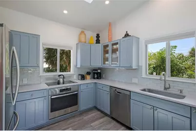 203 72nd Street, Holmes Beach, FL 34217 - Photo 28