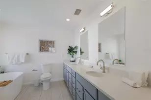 203 72nd St, Holmes Beach, FL 34217 - Photo 38