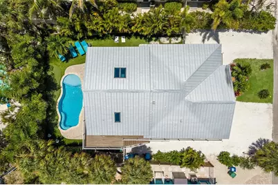 203 72nd Street, Holmes Beach, FL 34217 - Photo 68