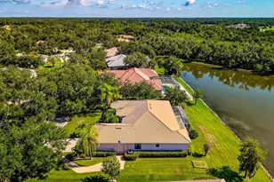 2012 Island Estates Dr, Parrish, FL 34219 - Photo 2