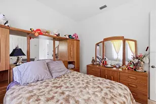 815 Tropez Ln, Venice, FL 34292 - Photo 36