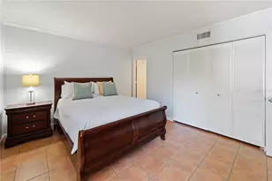 4574 Ringwood Meadow, Sarasota, FL 34235 - Photo 6
