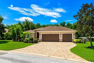 15208 21st Ave E, Bradenton, FL 34212 - Photo 2