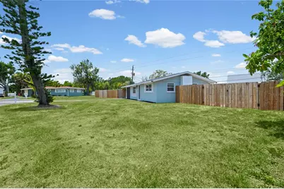 3012 15th Street W, Bradenton, FL 34205 - Photo 6