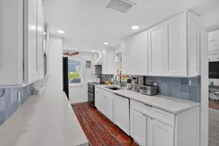 6203 Holmes Blvd, Holmes Beach, FL 34217 - Photo 18