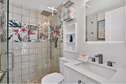 6203 Holmes Boulevard, Holmes Beach, FL 34217 - Photo 26