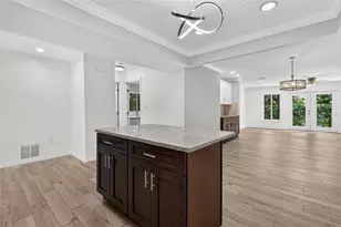 2129 Linwood Dr, Sarasota, FL 34232 - Photo 20