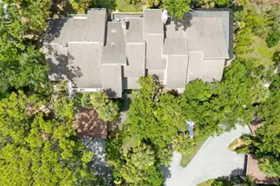 5182 Lancewood Dr, Sarasota, FL 34232 - Photo 2