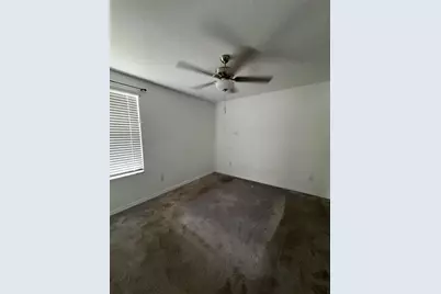 36569 Smithfield Lane, Zephyrhills, FL 33541 - Photo 12