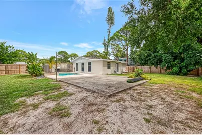 2136 Brueckner Drive, Sarasota, FL 34231 - Photo 32