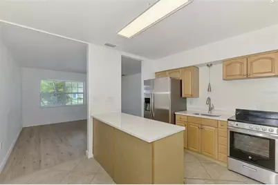 2136 Brueckner Drive, Sarasota, FL 34231 - Photo 10