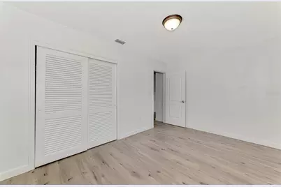 2136 Brueckner Drive, Sarasota, FL 34231 - Photo 28
