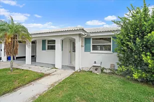 683 Spanish Dr S, Longboat Key, FL 34228 - Photo 1