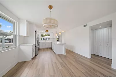 683 Spanish Drive S #214, Longboat Key, FL 34228 - Photo 12