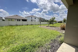 12724 Lateral Root Dr, Sarasota, FL 34238 - Photo 18