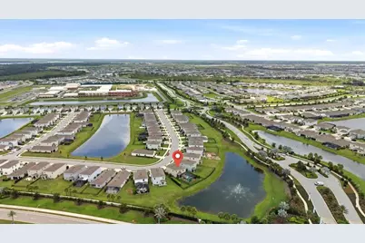 3283 Hilltop Circle, Lakewood Ranch, FL 34211 - Photo 4