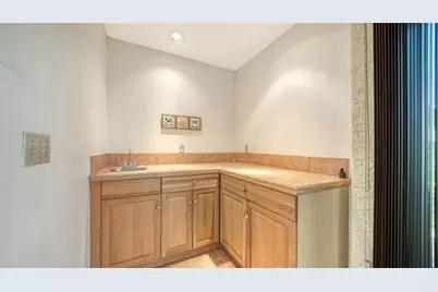 301 Timberlake Drive, Bradenton, FL 34210 - Photo 32