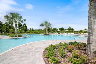 11320 65th Ter E, Palmetto, FL 34221 - Photo 4