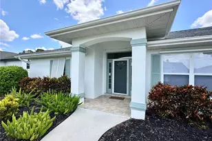 5024 Southern Pine Cir, Venice, FL 34293 - Photo 10