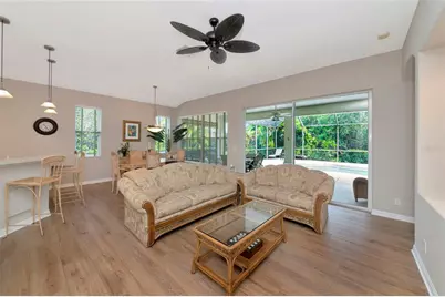 706 Misty Pond Court, Bradenton, FL 34212 - Photo 4